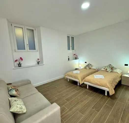 Pisces - Oasi Di Lägenhet Menaggio