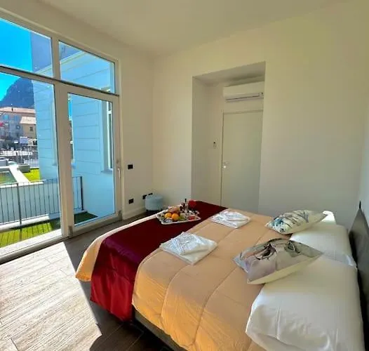 Pisces - Oasi Di * Менаджо